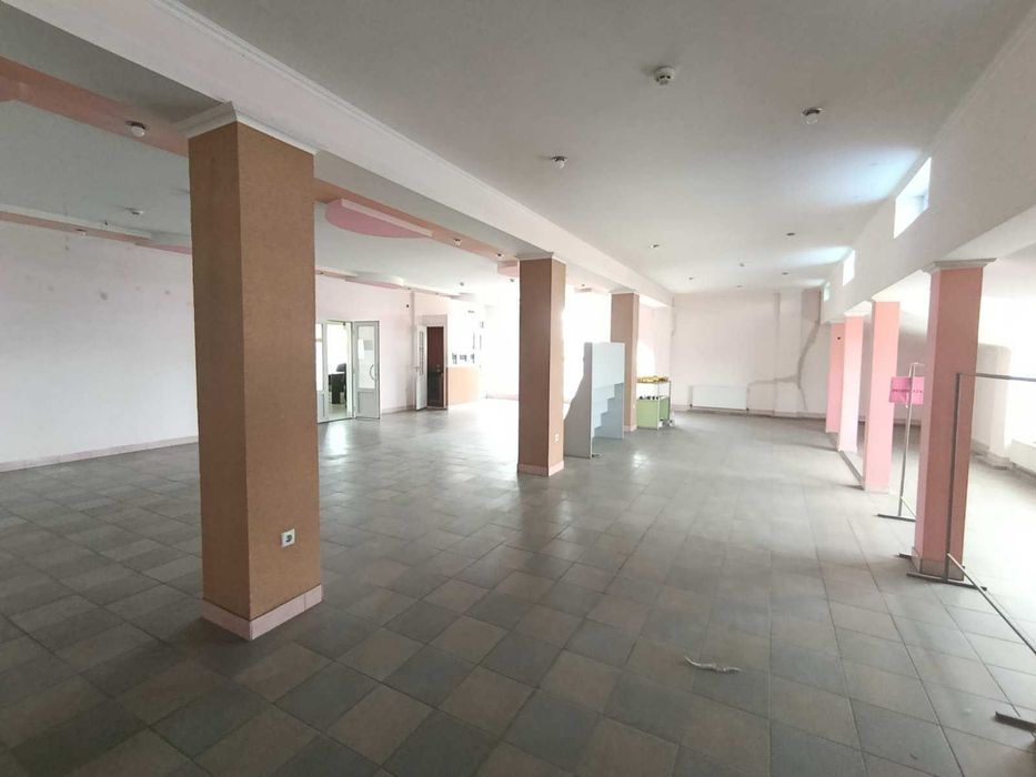 Оренда комерційого приміщення, смт. Браїлів, 120 кв.м