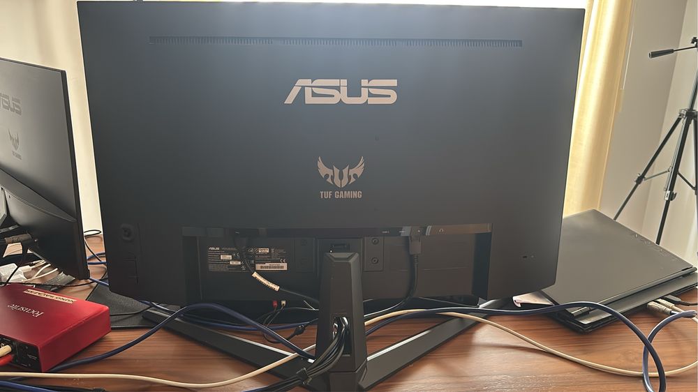 Monitor ASUS TUF Gaming VG32VQ1BR Curved | 32” | HDR10 | 165Hz