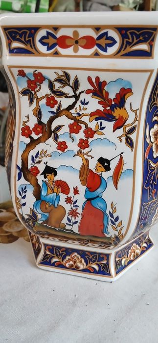 Conjunto de floreira e caixa de jóias