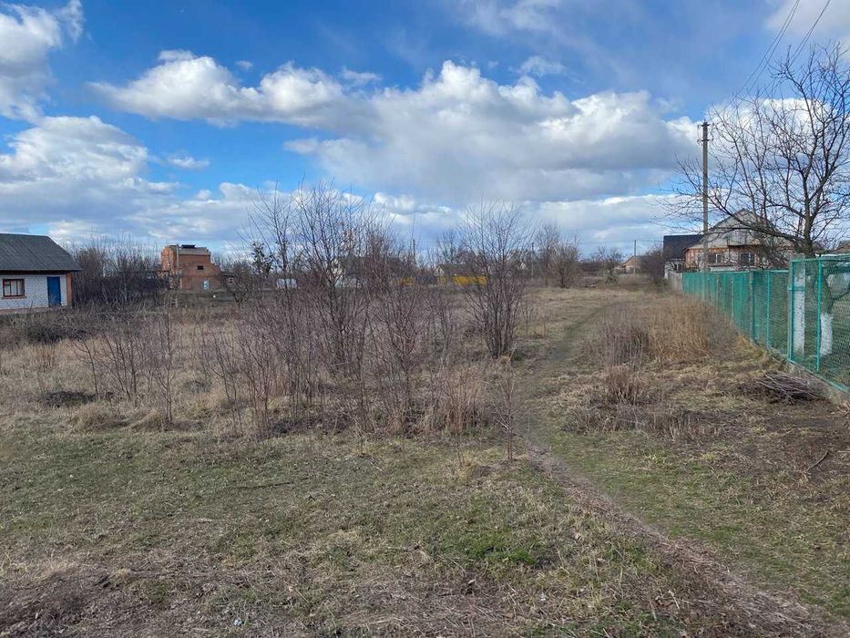 Продаж земельної ділянки для будівництва