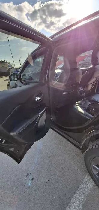 Jeep Cherokee 3.2 Latitude Plus 2020