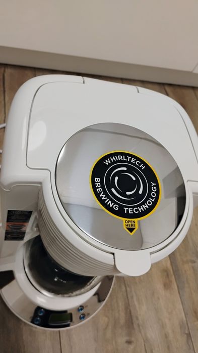 Ekspres do kawy przelewowy Russell Hobbs