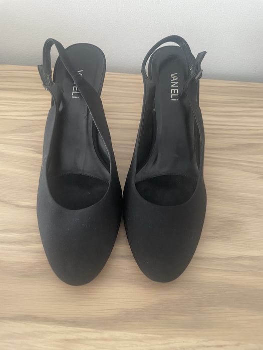 Śliczbe buty na obcasach - nowe