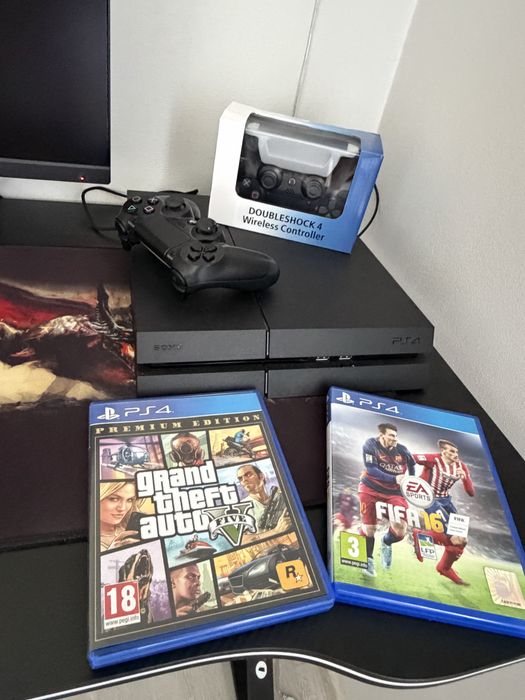 Konsola ps4 stan idealny 1TB