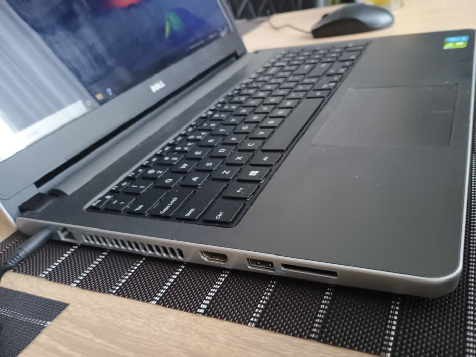 Laptopa Dell Inspiron 5558  i5-5200u 1TB dysk GeForce 2 GB RAM8 GB