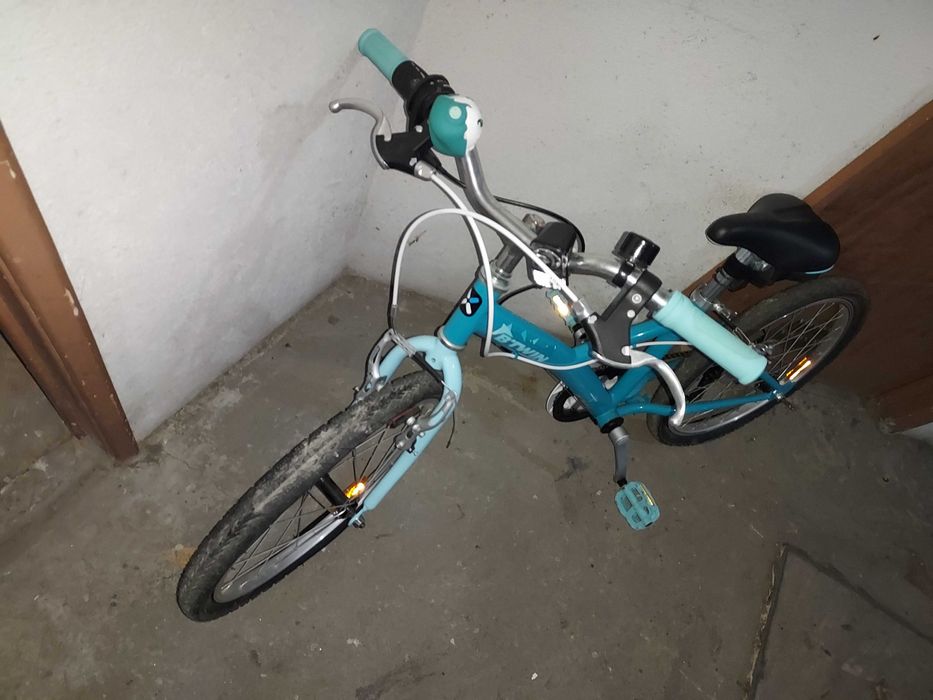 Bicicleta btwin Decathlon roda 20 de criança