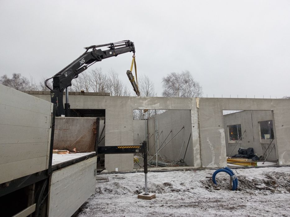 Transport i usługi  HDS 15m