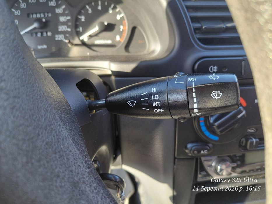 Продам автомобіль Део Ланос.