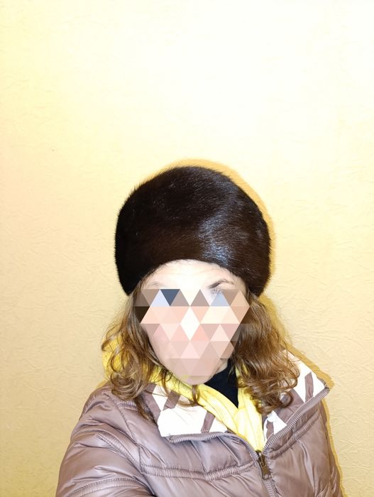 Норкова шапка жіноча