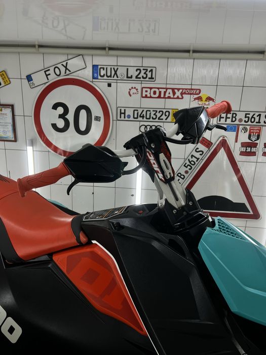 Продам гідроцикл BRP Spark TRIXX 2017