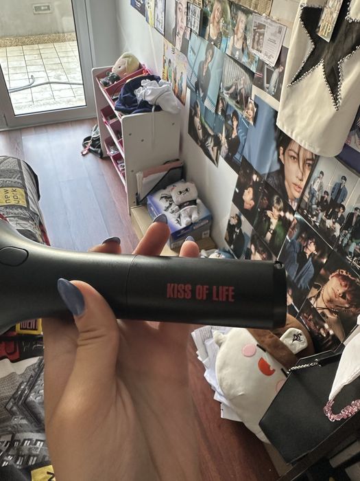 Kiss of Life Lightstick