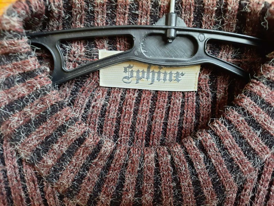 Ciepły damski sweter - 170 cm wzrostu