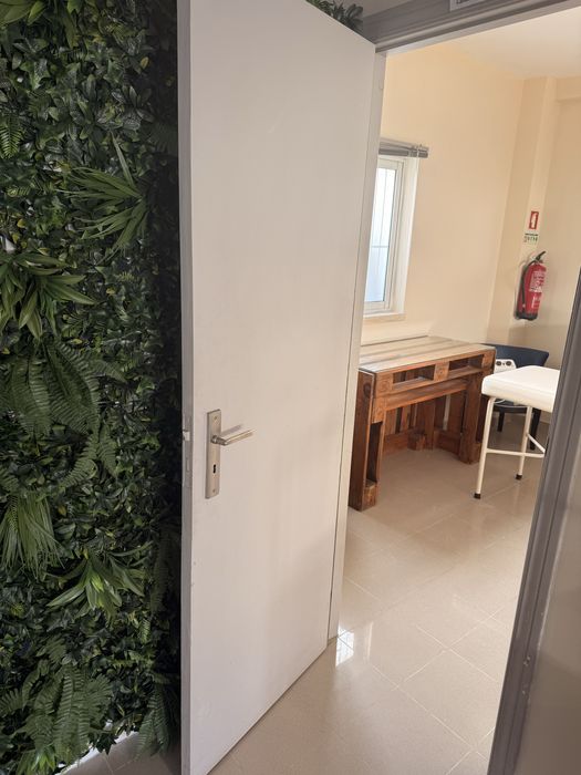 Gabinete de estetica em barbearia