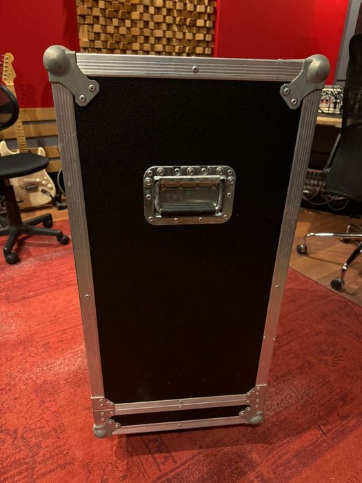Flight case para coluna guitarra 4x12