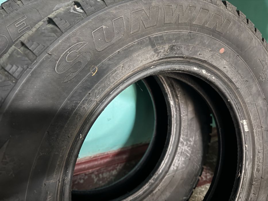 Шины зима 215/70