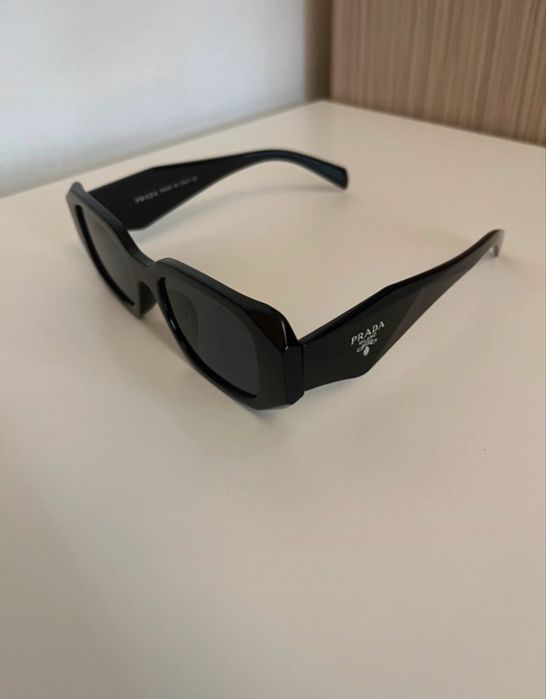 Prada okulary przecisloneczne