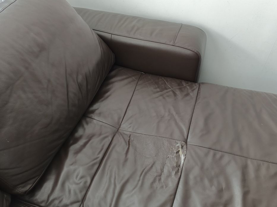 Narożnik skórzany z funkcją spania