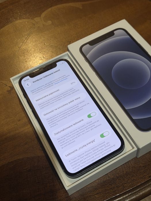 iPhone 12 mini / 97%