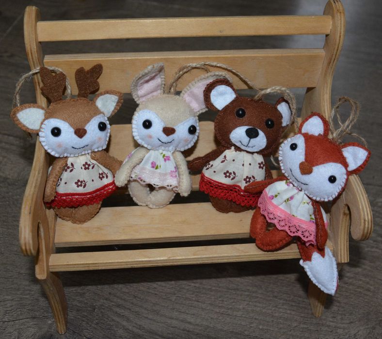 Іграшки з  фетру, підвіски, новорічні прикраси