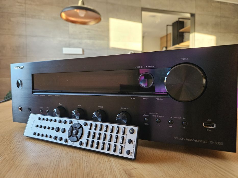 Amplituner ONKYO TX-8050