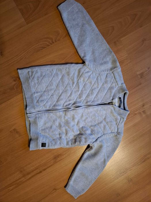 Sweterek szary Zara 104