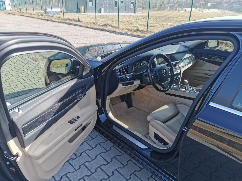 BMW seri 7 F01 3.0d