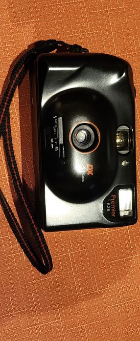 Analogowy aparat fotograficzny premier 625