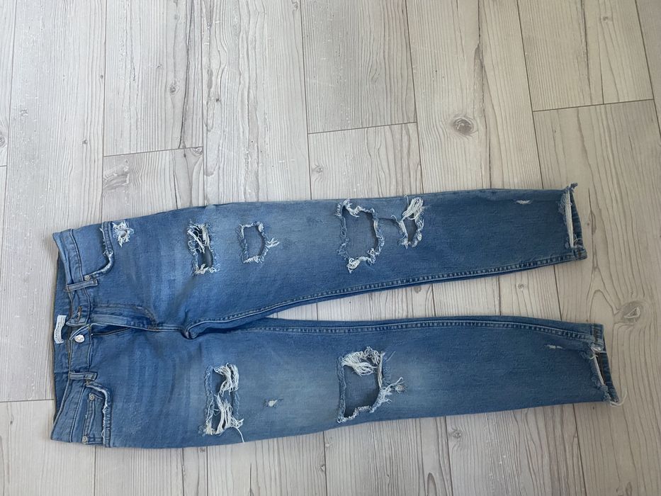 Spodnie jeansowe zara xs 34 niebieskie z dziurami wyższy stan