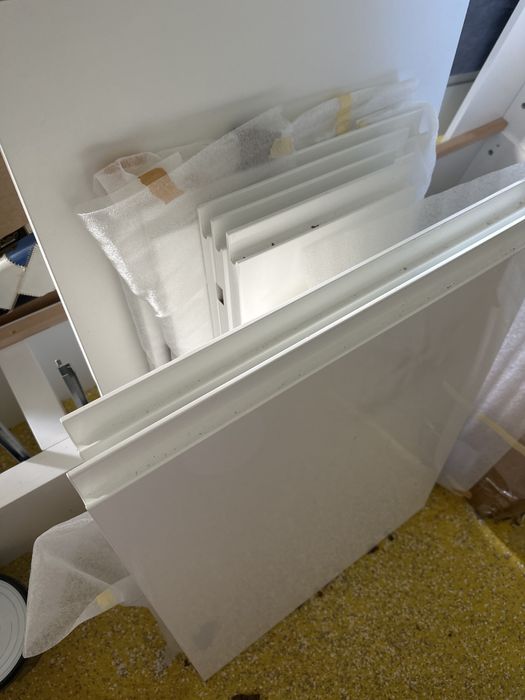 Fronty ikea połysk VOXTORP białe