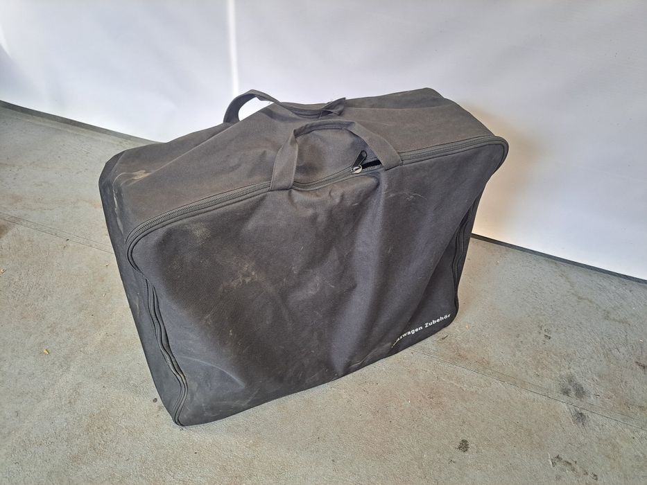 Bagażnik rowerowy Uebler X32-VW na hak, 3 rowery + torba,