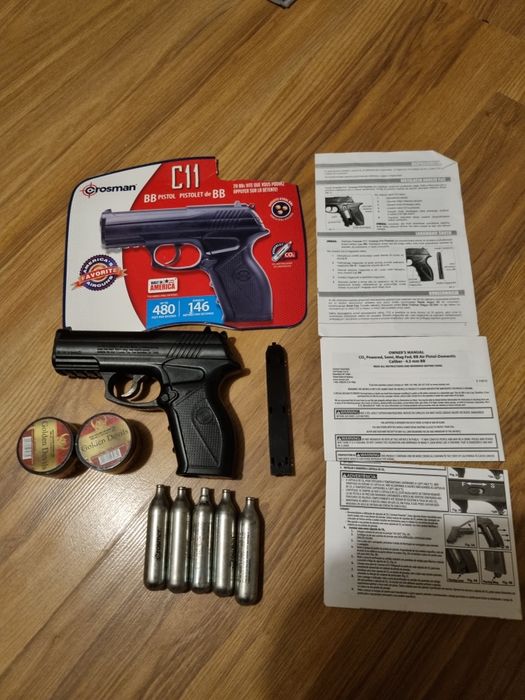 Pistolet Crosman C11