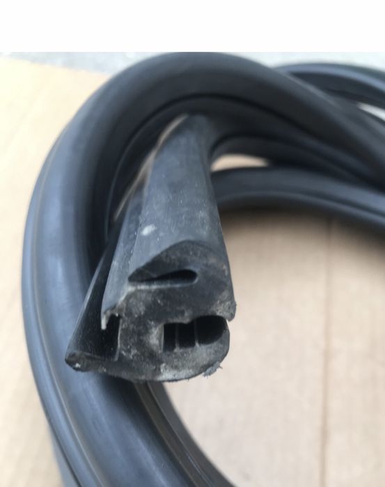 Ущільнювач вітрового скла Газ 3307-3309, 4301,