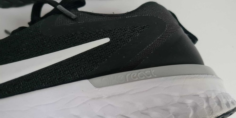 Nike Odyssey React  roz 39