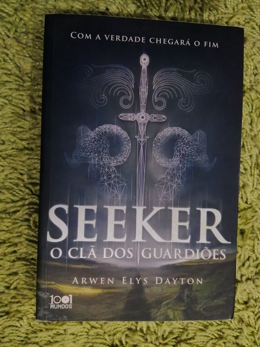 Book - 'Seeker: The Guardian Clans' by Arwen Elys Dayton