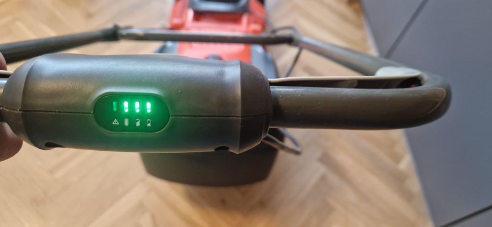 Kosiarka akumulatorowa Husqvarna flymo