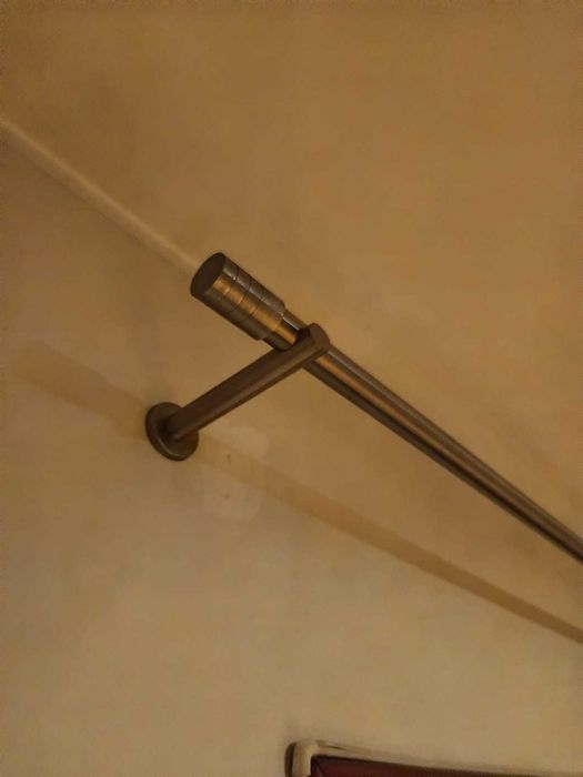 VARÃO DE CORTINADO EM INOX 200cm