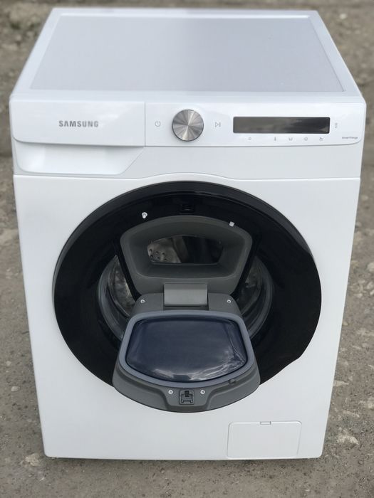 Пральна машина Samsung 9 кг, 2023р. В гарному  стані, з Німеччини.