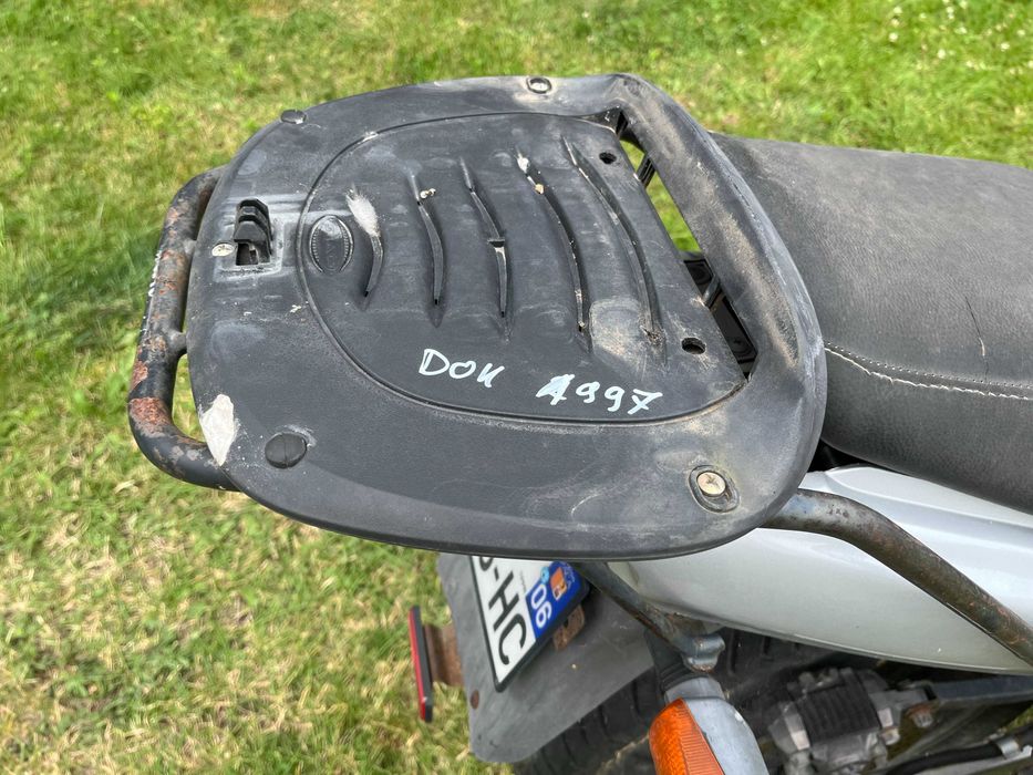 Suzuki GS 500 na części lagi silnik gaźniki błotnik osłony koła mtt2