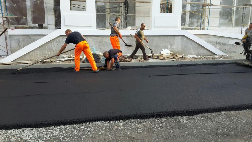 Асфальтування. Обухів / Асфальтирование