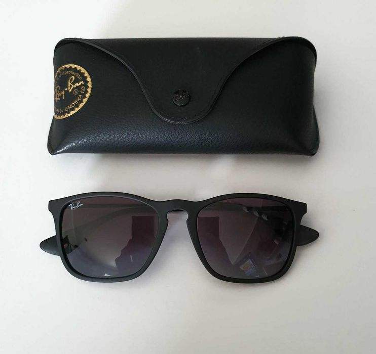 Oryginalne okulary Ray-Ban Chris RB4187