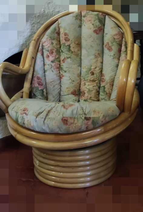 Cadeira em bamboo basculante para sala