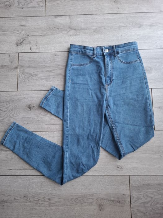 Spodnie jeansowe skinny Pull&Bear 36