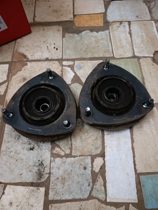 Пружины передние + опорные подшипники + проставки.Hyundai Tucson.