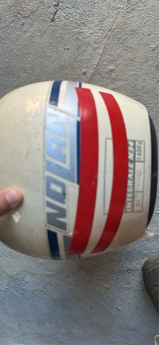 Vende se capacete por 6€
