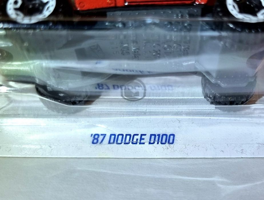 87 Dodge D100 Hot Wheels TH treasure hunt