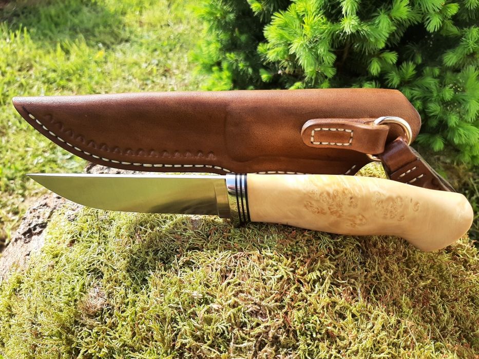 Ніж для полювання і активного відпочинку