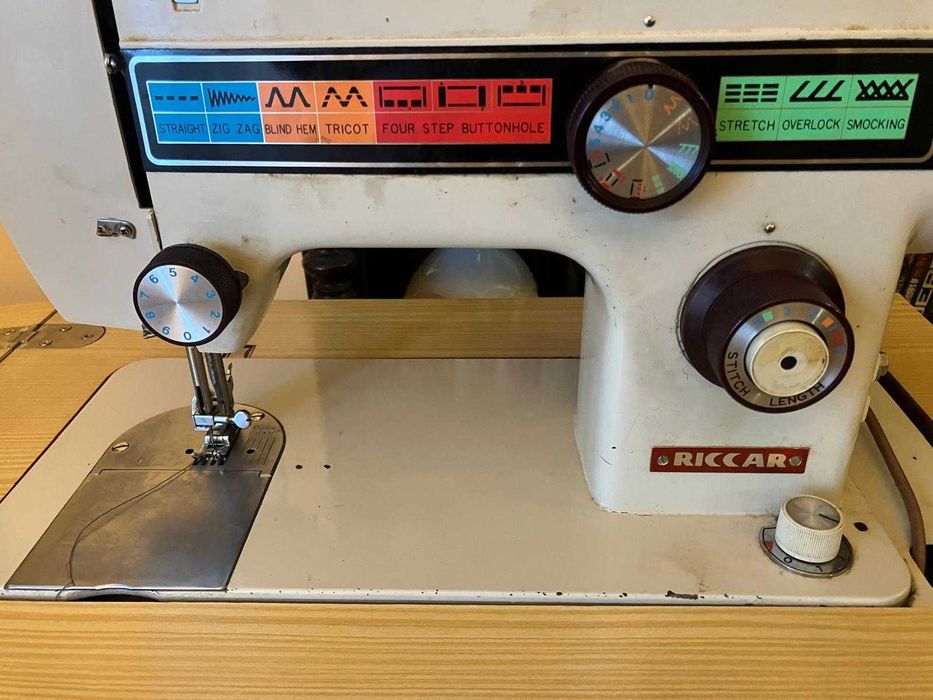 Maquina de costura