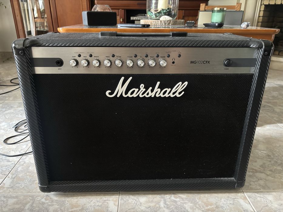 Marshall MG102CFX – 100W, 2x12” + Footswitch