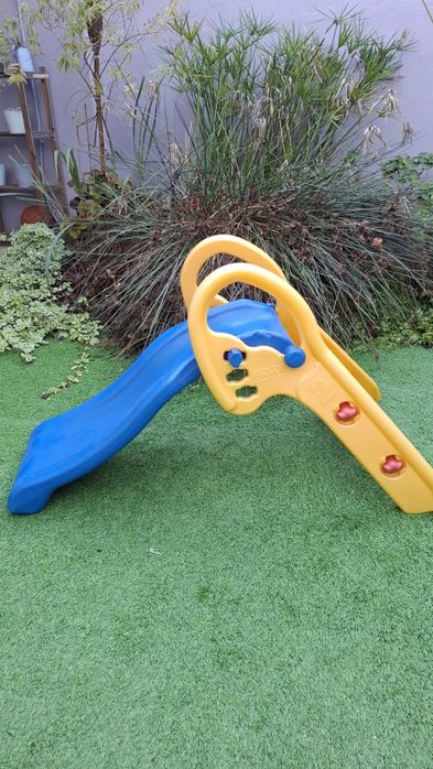 Vendo Escorrega Infantil ToysR'us