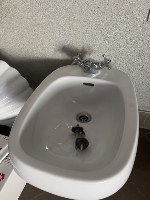Lavatório e bidé porcelana Wc